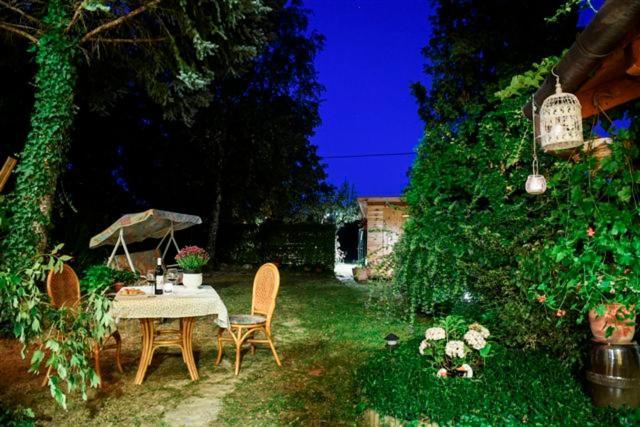 Siesta Vendeghaz Βίλα Έγκερ Εξωτερικό φωτογραφία