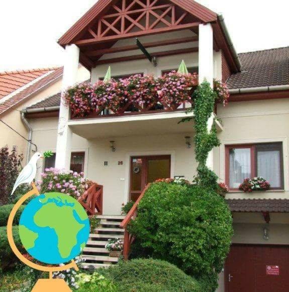Siesta Vendeghaz Βίλα Έγκερ Εξωτερικό φωτογραφία